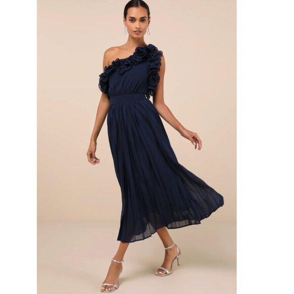 NWOT:  Lulus Splendid Charisma Navy Ruffled Pleated One-Shoulder Midi Dress (M) - Picture 1 of 4